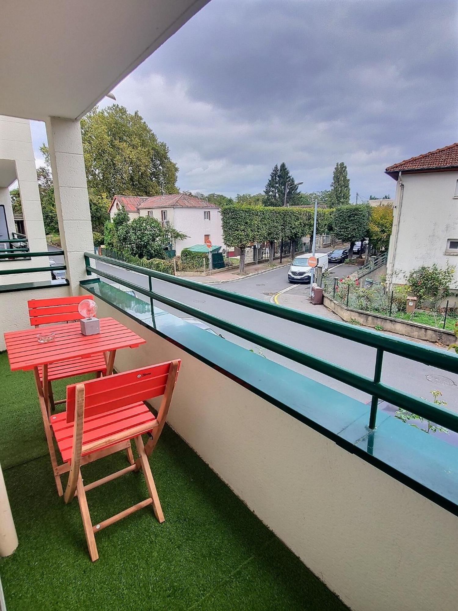 Appartement Pres Gare, Parking Виню-сюр-Сен Екстериор снимка