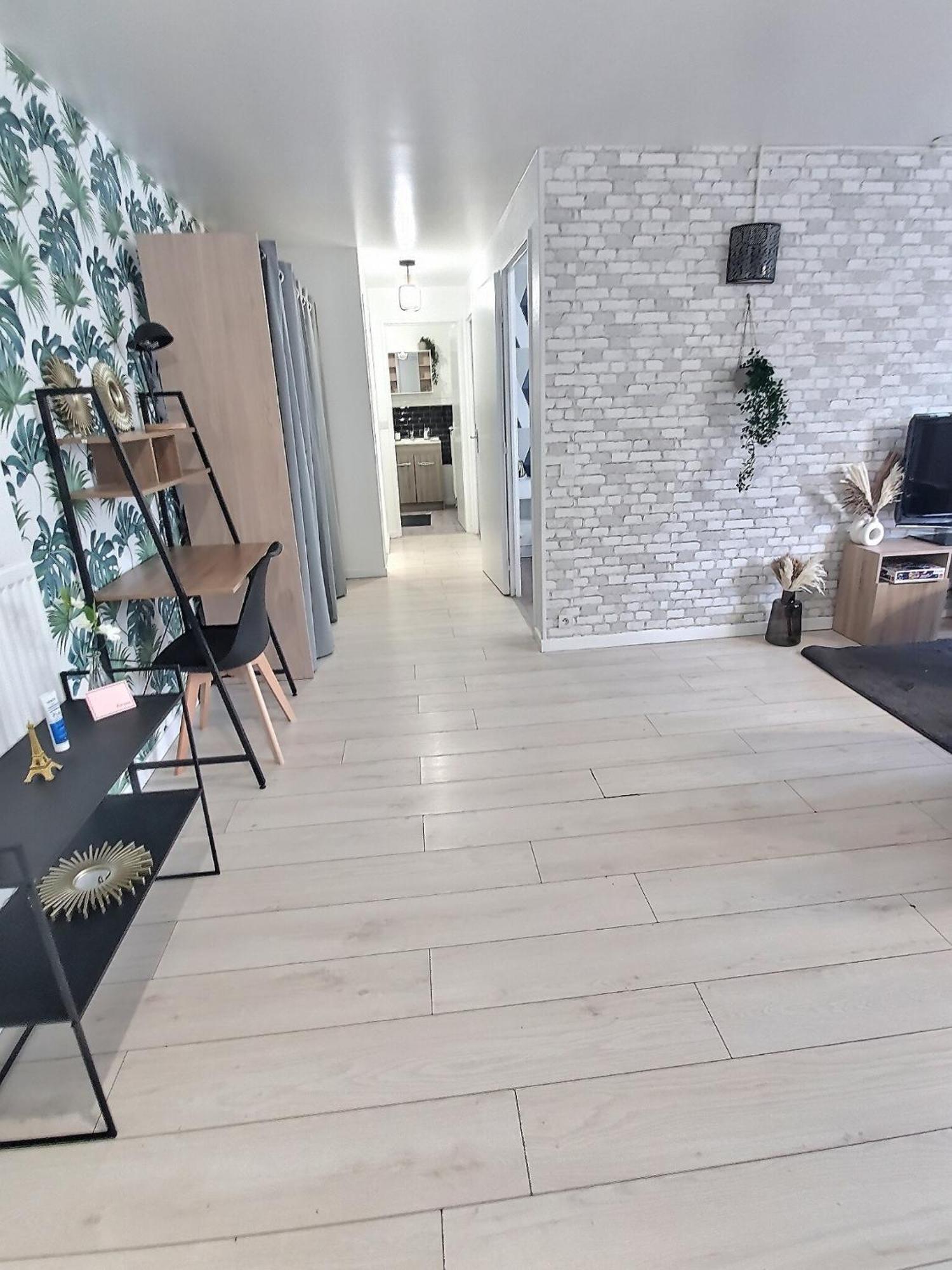 Appartement Pres Gare, Parking Виню-сюр-Сен Екстериор снимка