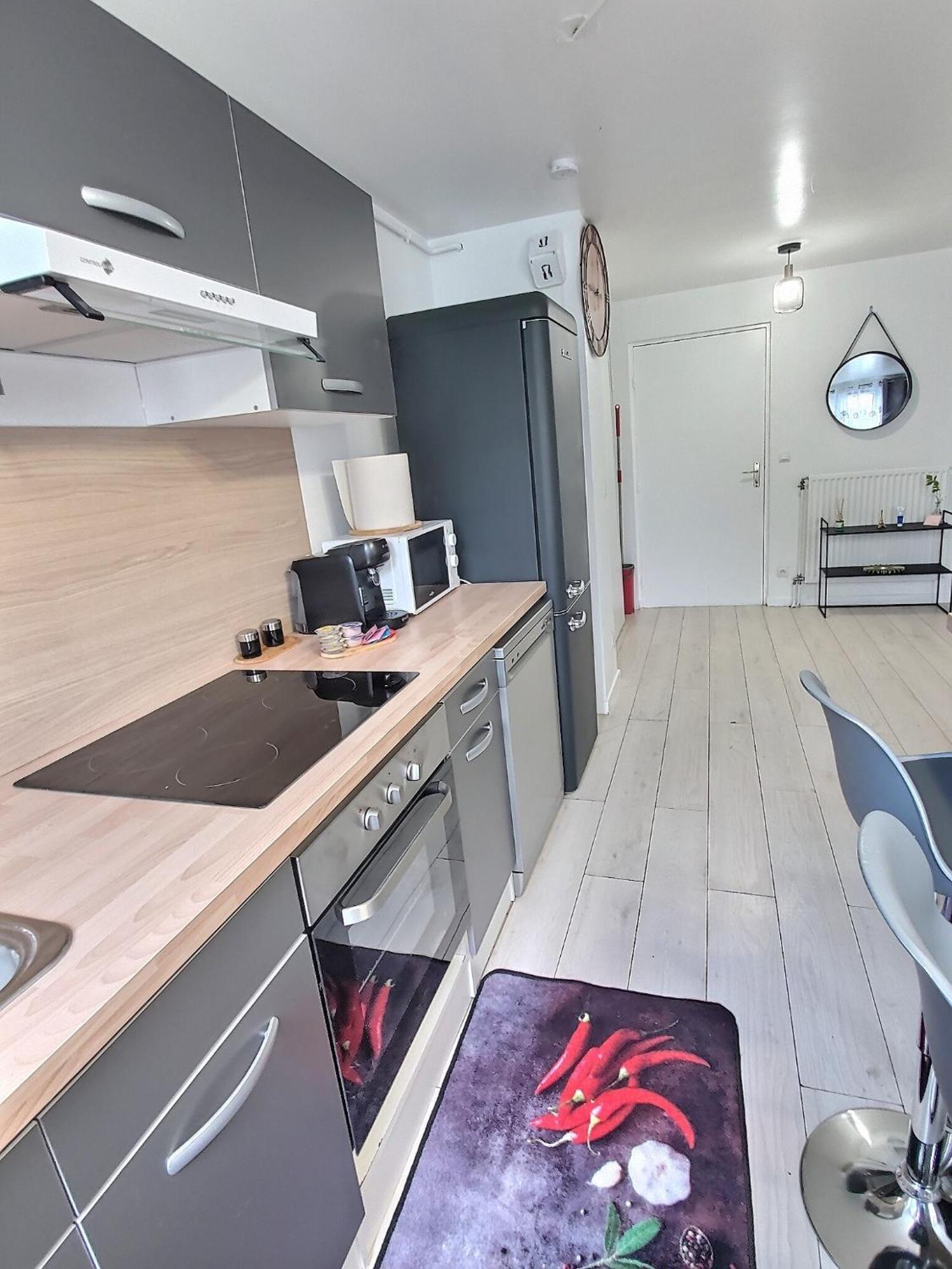 Appartement Pres Gare, Parking Виню-сюр-Сен Екстериор снимка